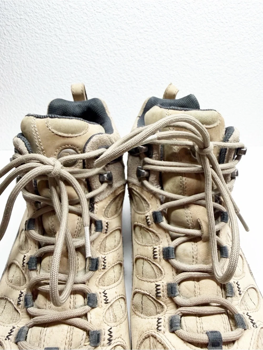 Merrell Refuge Core Mid Waterproof Vibram Sole Hiking Boots Brindle Tan Size 10